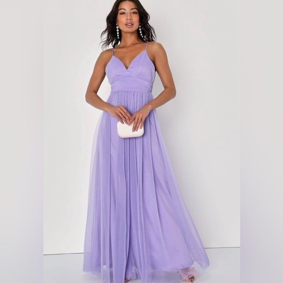 Lulu’s Angelic Entrance Lavender Pleated Maxi Dress - Picture 4 of 5